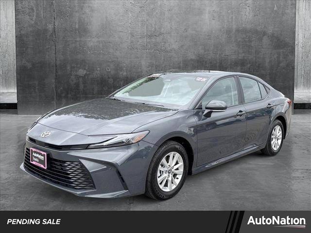 2025 Toyota Camry LE — Sedan — 5,899 mi — Centennial, CO