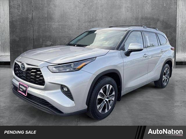 2022 Toyota Highlander XLE — SUV — 54,333 mi — Centennial, CO