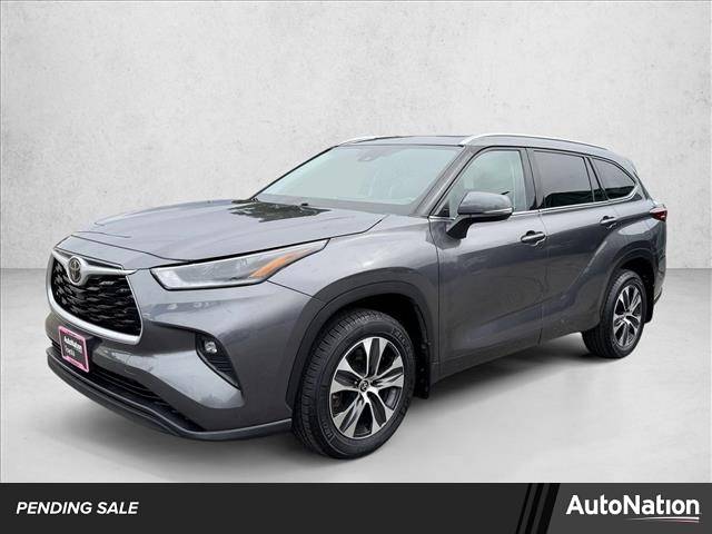 2021 Toyota Highlander XLE — SUV — 85,228 mi — Centennial, CO