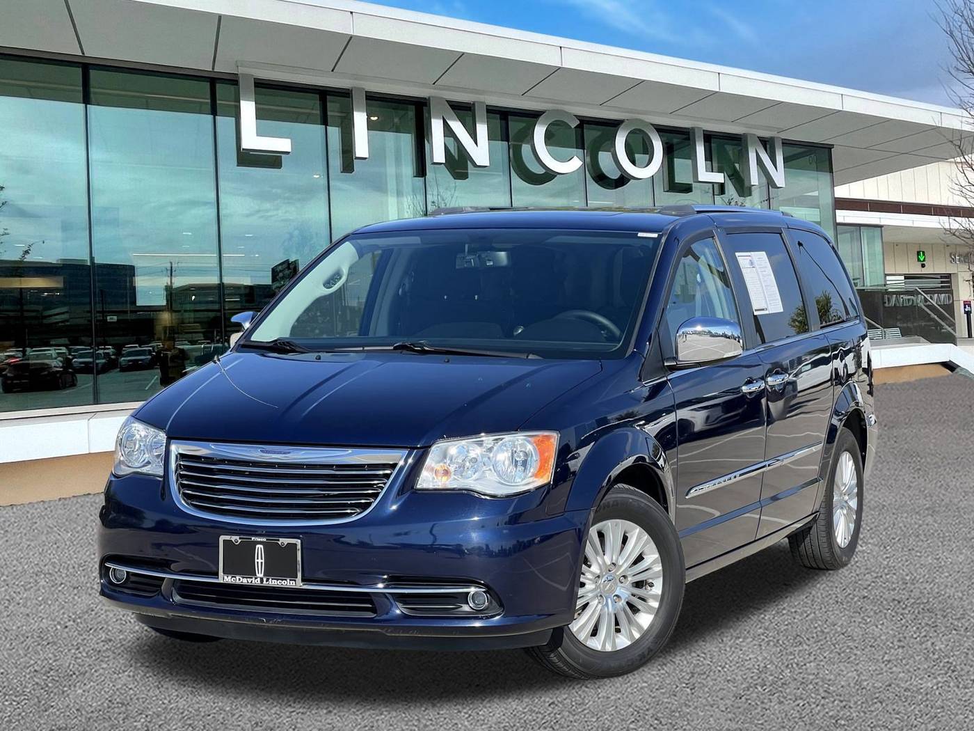 2016 Chrysler Town & Country Limited — Minivan — 96,474 mi — Frisco, TX