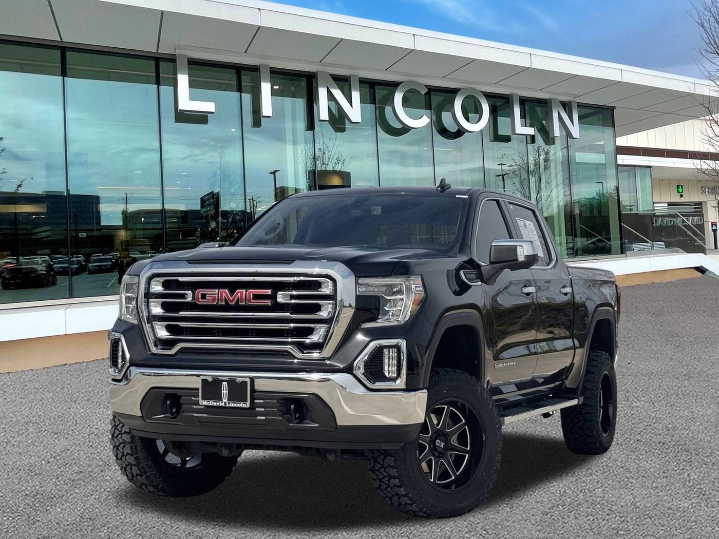 2019 GMC Sierra 1500 SLT — Pickup Truck — 38,288 mi — Frisco, TX
