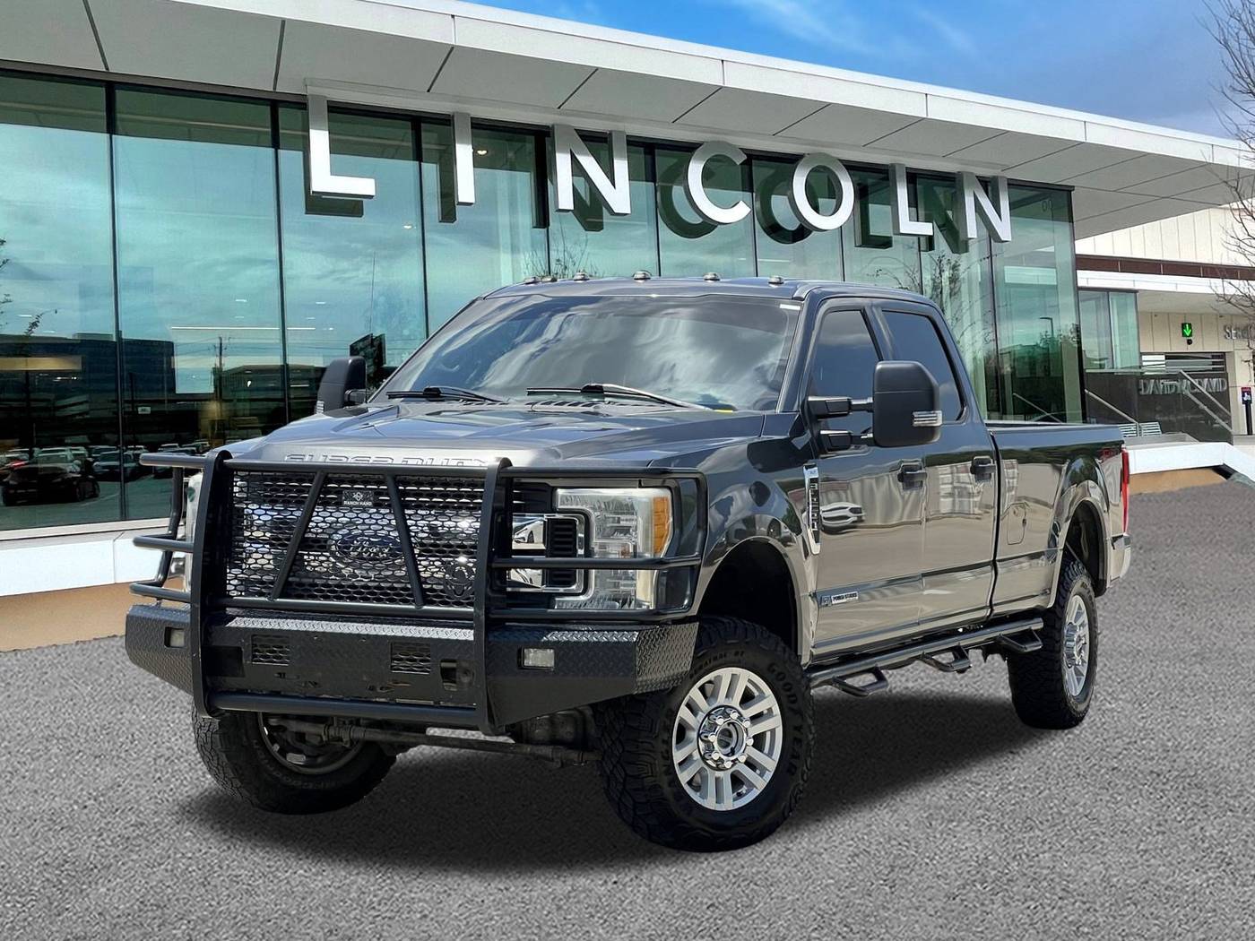 2017 Ford Super Duty F-250 XLT — Pickup Truck — 156,520 mi — Frisco, TX