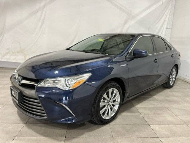 2015 Toyota Camry Hybrid LE — Sedan — 58,750 mi — Austin, TX