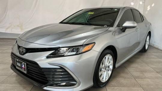 2024 Toyota Camry LE — Sedan — 20,160 mi — Austin, TX