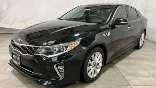 2018 Kia Optima S — Sedan — 76,076 mi — Austin, TX