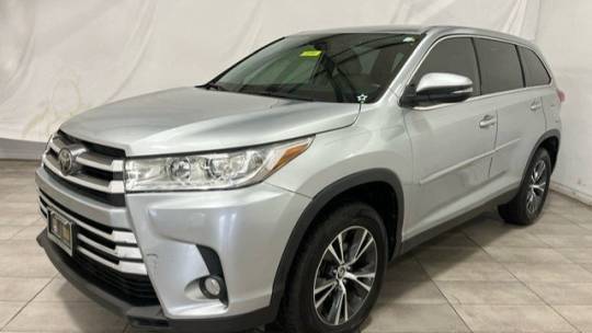 2019 Toyota Highlander LE V6 — SUV — 76,433 mi — Austin, TX