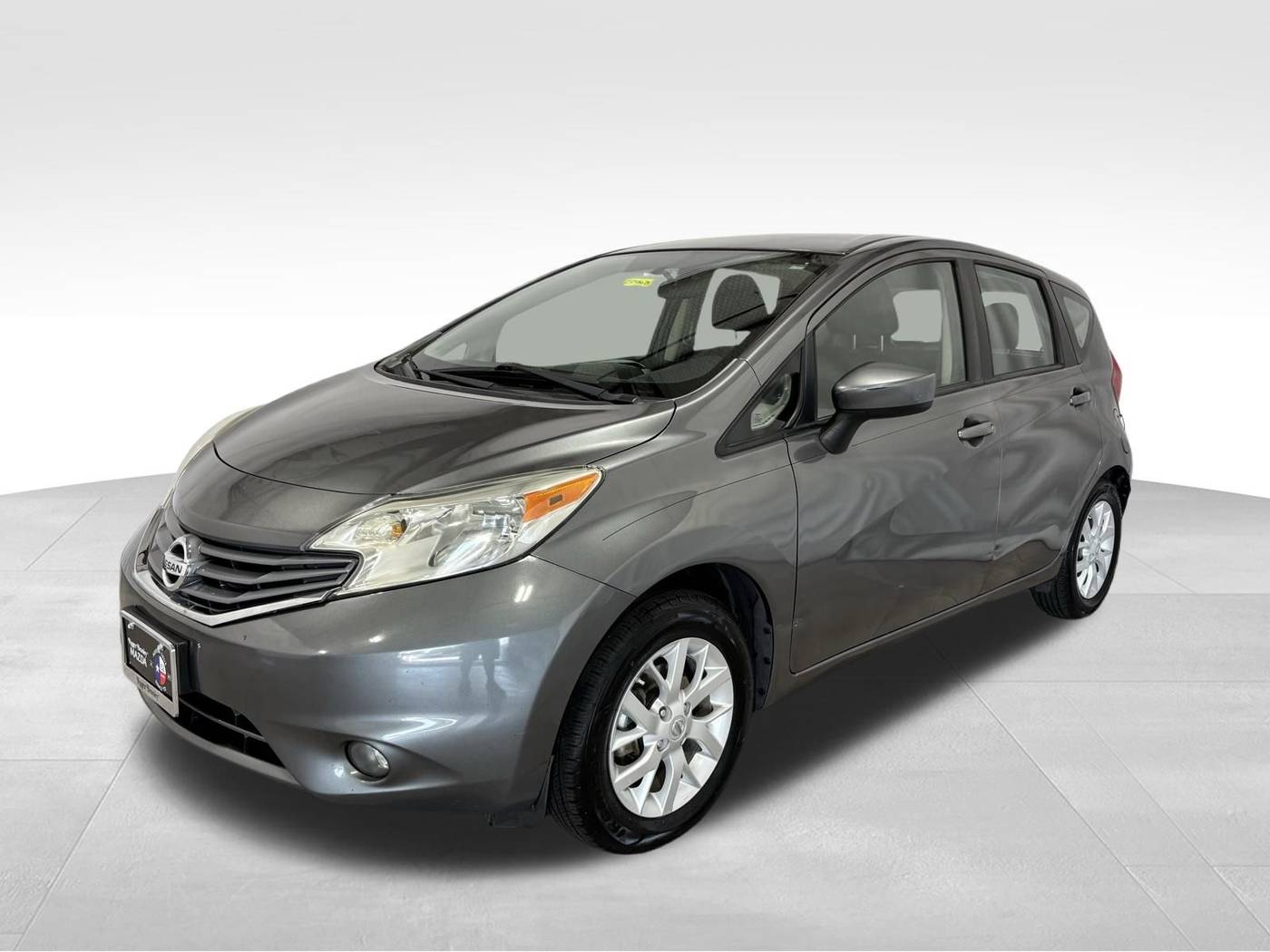 2016 Nissan Versa 1.6 SV — Hatchback — 188,192 mi — Austin, TX