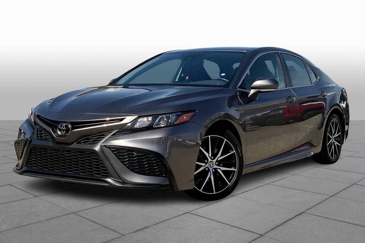2023 Toyota Camry SE — Sedan — 52,150 mi — Austin, TX