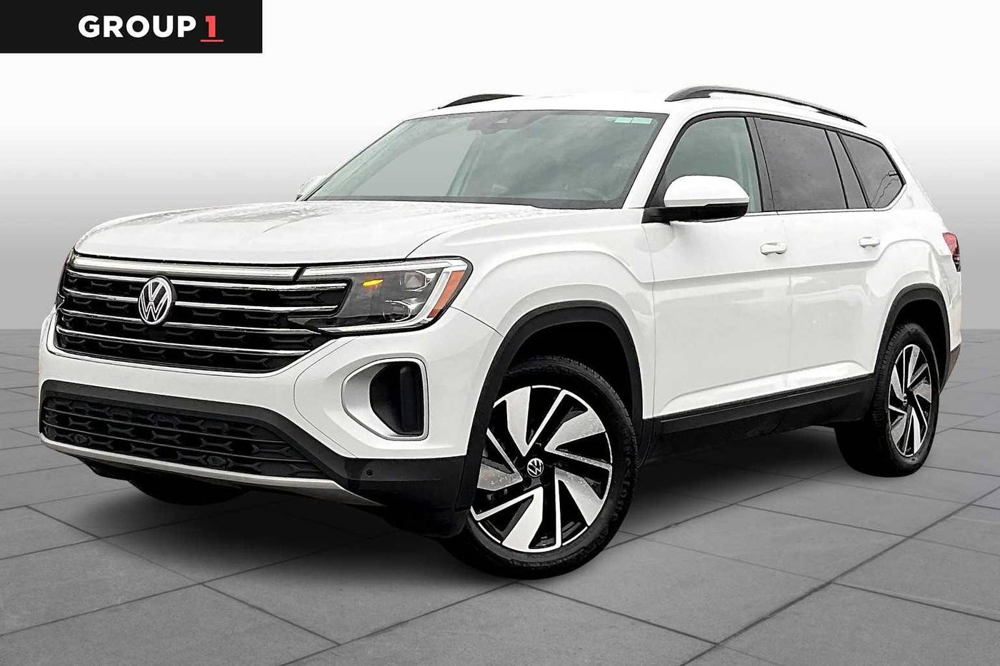 2024 Volkswagen Atlas SE with Technology — SUV — 37,967 mi — Austin, TX