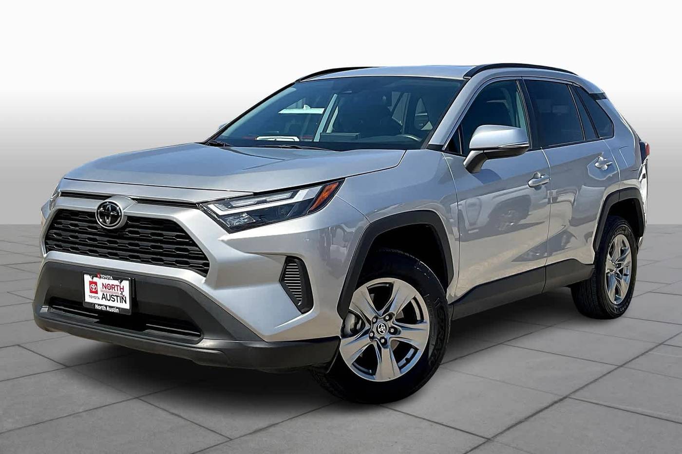 2024 Toyota RAV4 XLE — SUV — 30,550 mi — Austin, TX