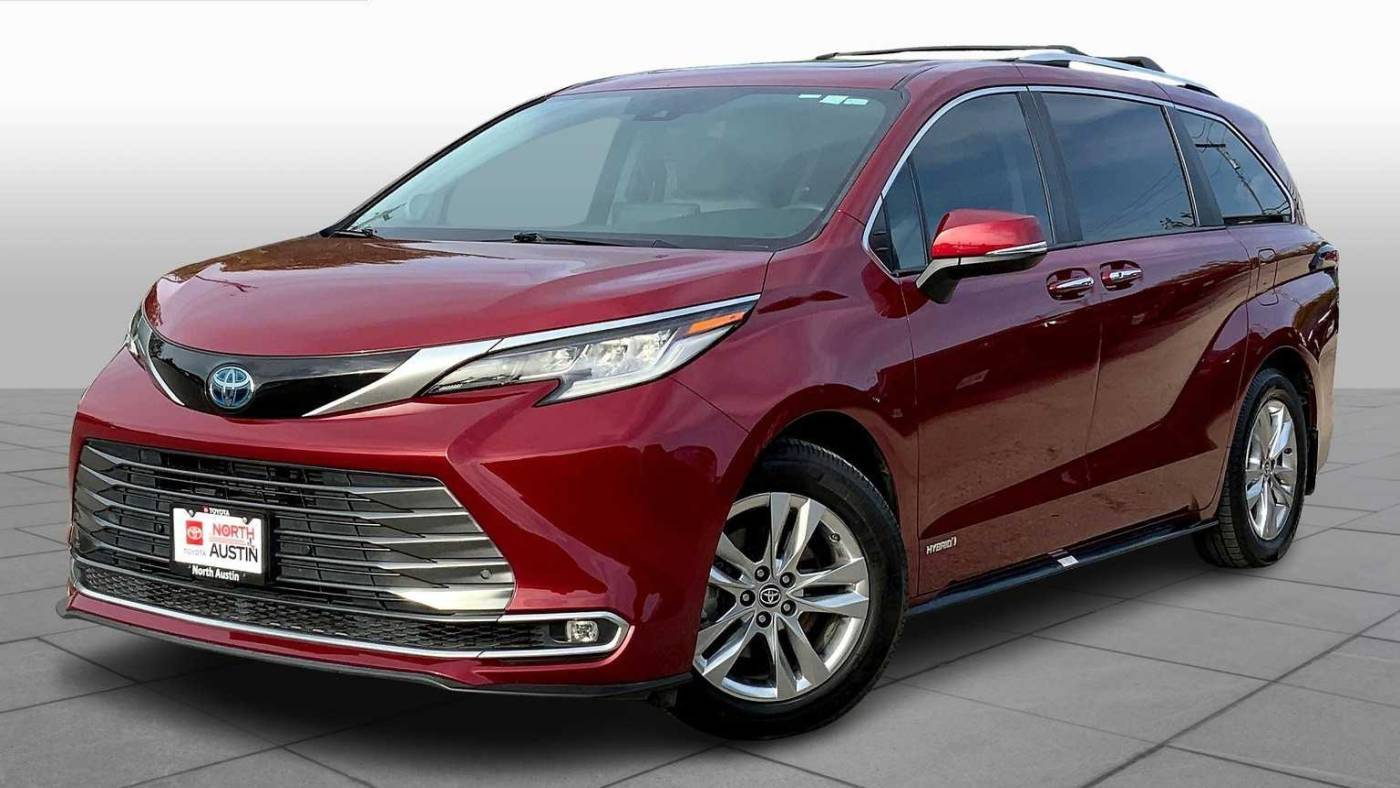 2021 Toyota Sienna Limited 7-Passenger