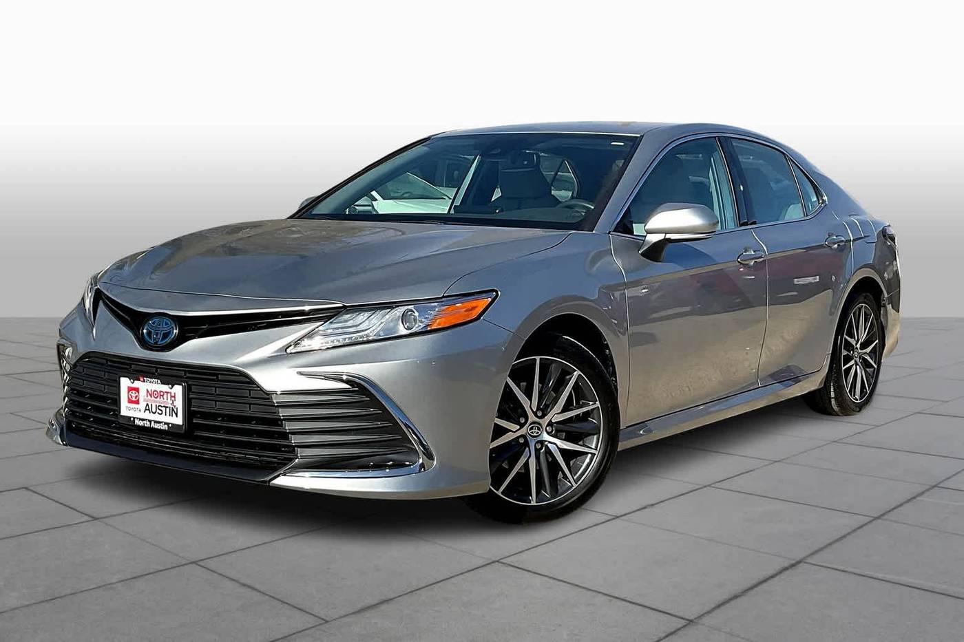 2023 Toyota Camry Hybrid XLE — Sedan — 11,209 mi — Austin, TX