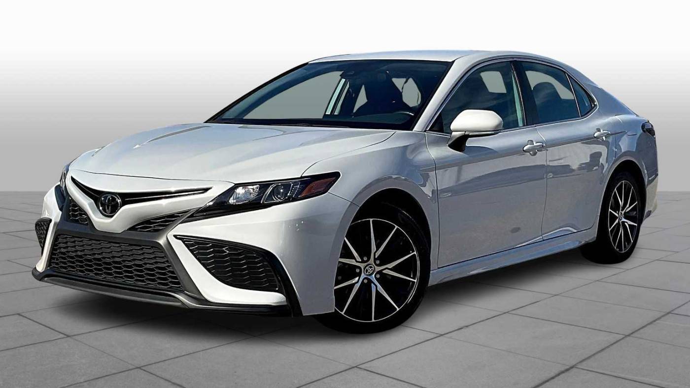 2023 Toyota Camry SE — Sedan — 50,411 mi — Austin, TX