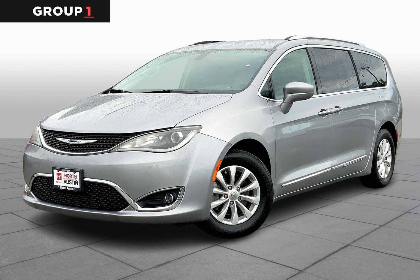 2019 Chrysler Pacifica Touring L — Minivan — 121,771 mi — Austin, TX