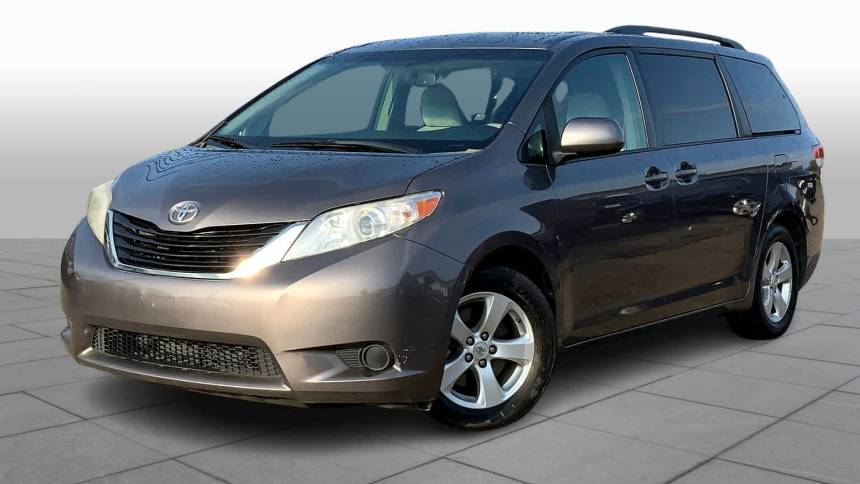 Used 2011 toyota sienna xle store for sale