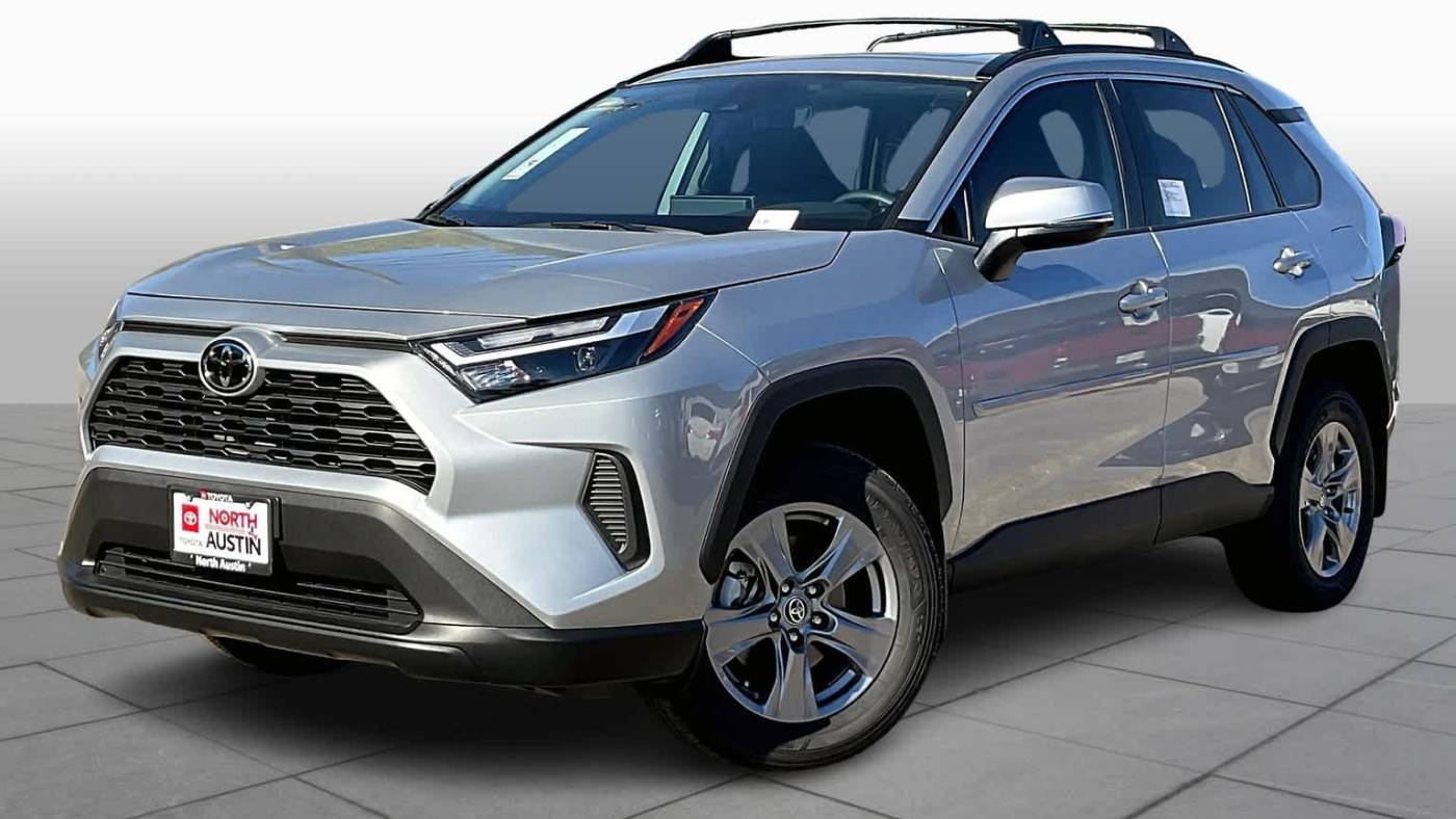 2024 Toyota RAV4 XLE — SUV — 14,267 mi — Austin, TX
