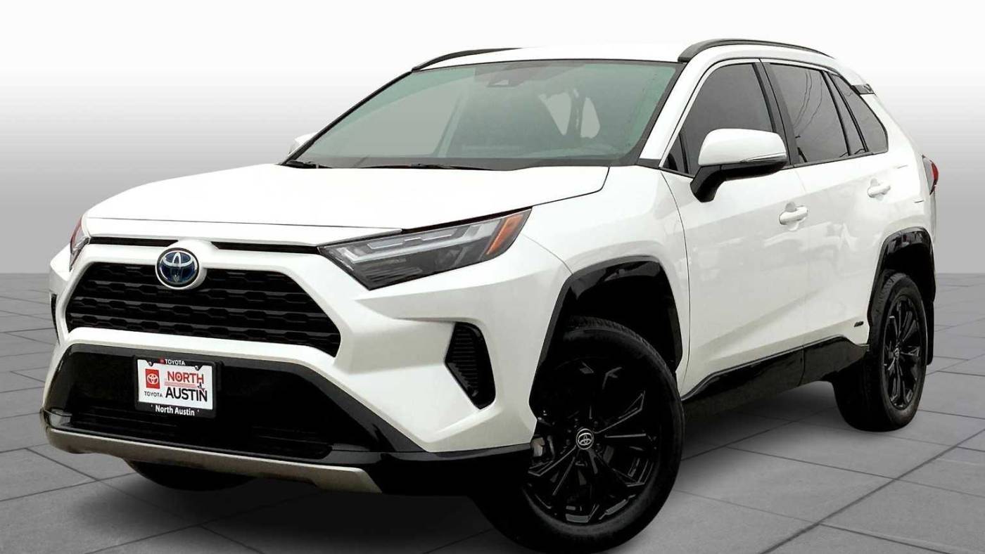 2024 Toyota RAV4 Hybrid SE — SUV — 6,171 mi — Austin, TX