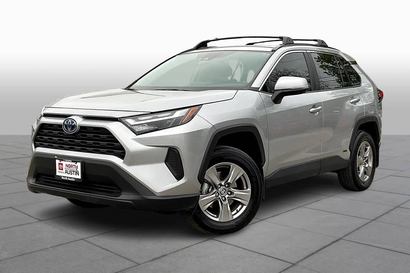 2024 Toyota RAV4 Hybrid XLE — SUV — 15,663 mi — Austin, TX