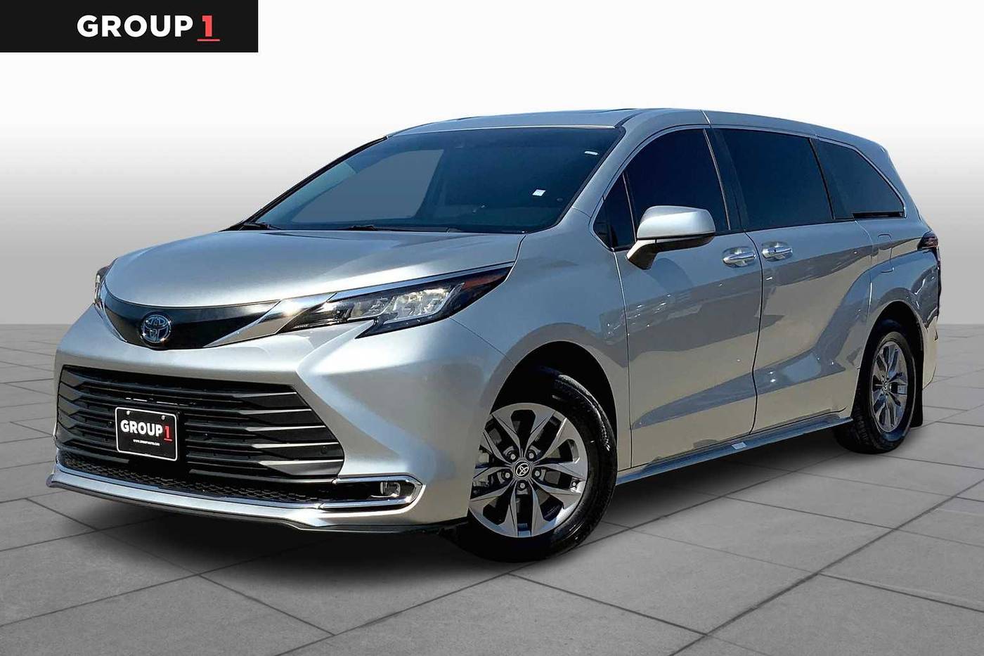 2022 Toyota Sienna XLE — Minivan — 79,669 mi — Austin, TX