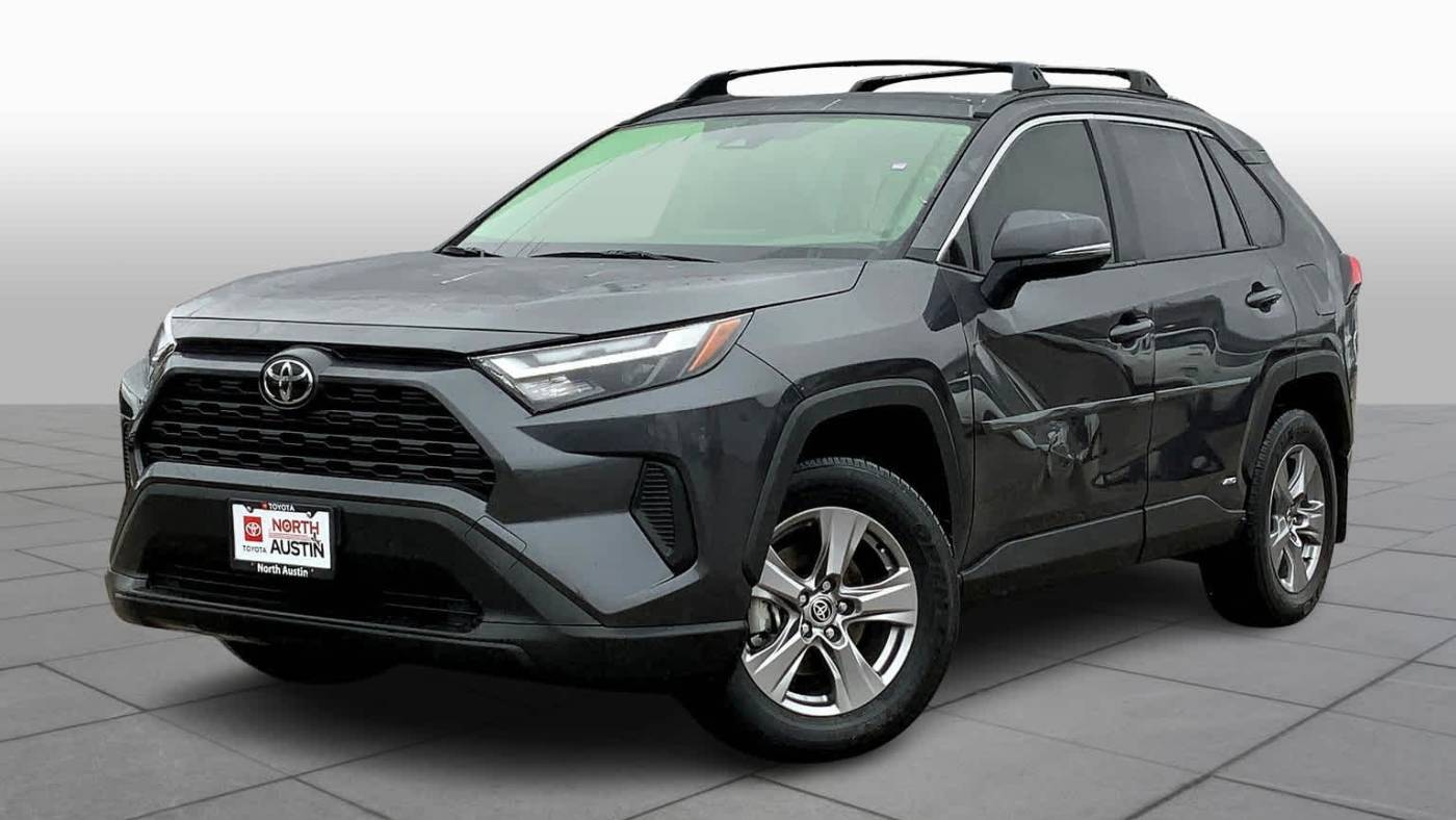 2025 Toyota RAV4 Hybrid XLE — SUV — 1,170 mi — Austin, TX