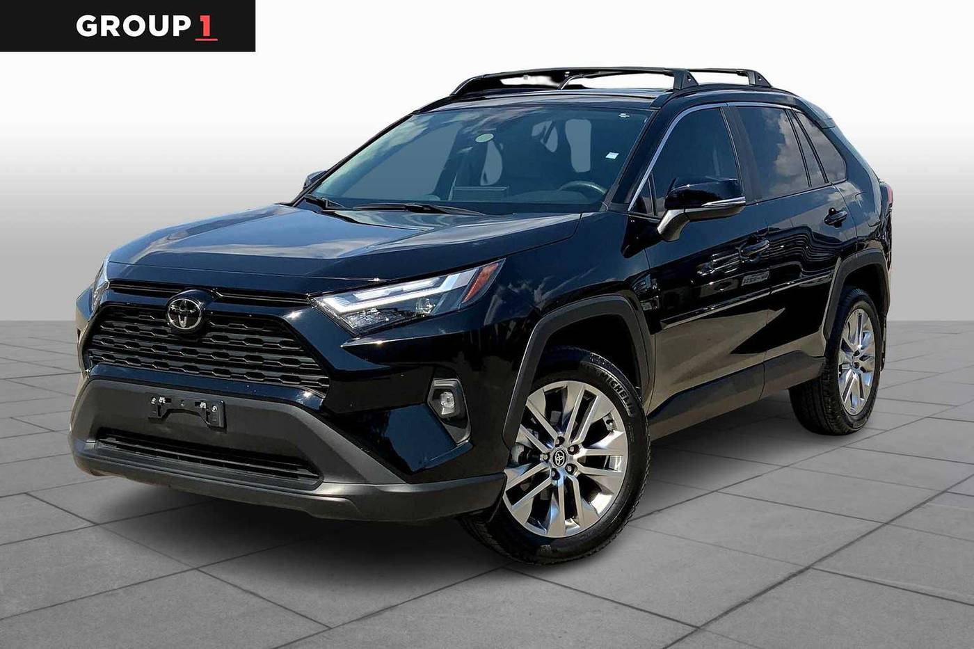 2025 Toyota RAV4 XLE Premium — SUV — 19,564 mi — Austin, TX