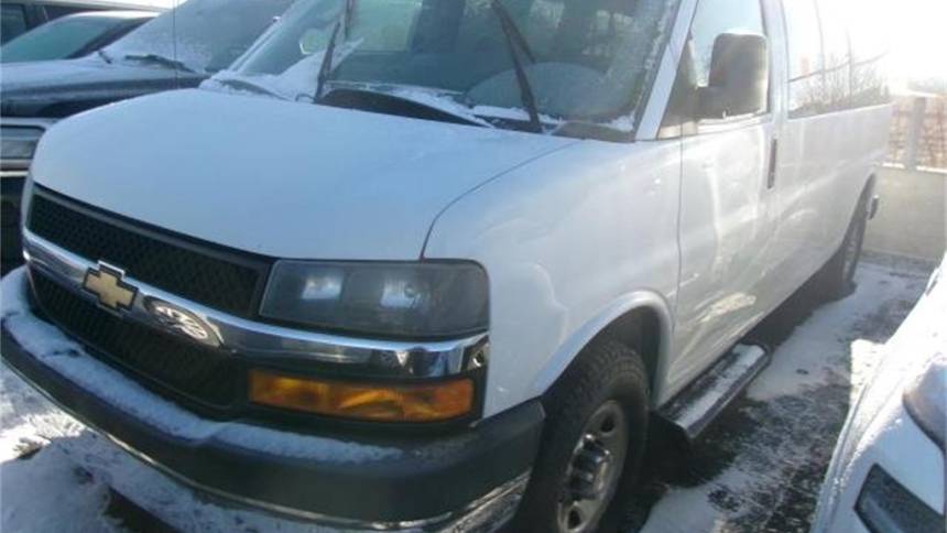 2020 Chevrolet Express Passenger LT — Passenger Van — 73,195 mi — Dublin, OH