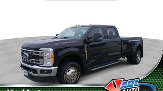 2023 Ford Super Duty F-350 XLT — Pickup Truck — 25,226 mi — Marshalltown,, IA