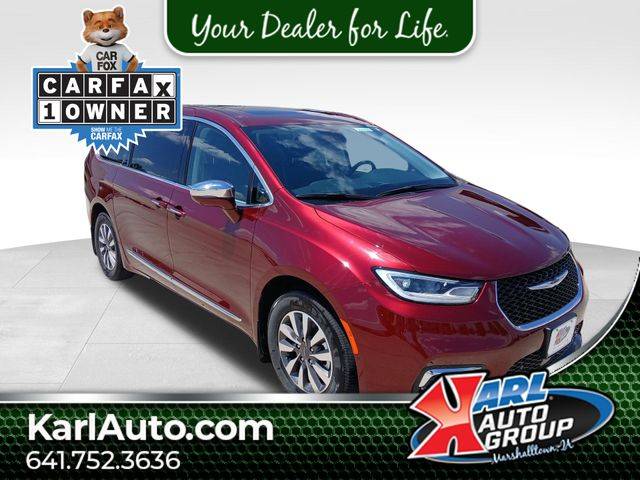 2022 Chrysler Pacifica Hybrid Limited — Minivan — 37,651 mi — Marshalltown,, IA