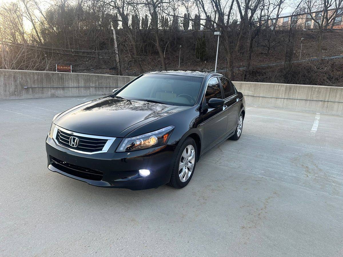 2010 Honda Accord EX-L V6 — Sedan — 96,550 mi — Yonkers, NY
