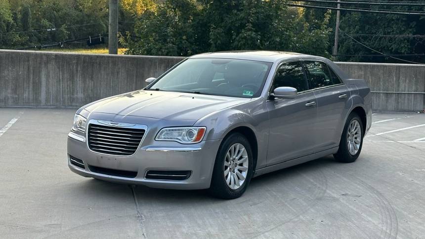 2014 Chrysler 300 Base — Sedan — 135,480 mi — Yonkers, NY
