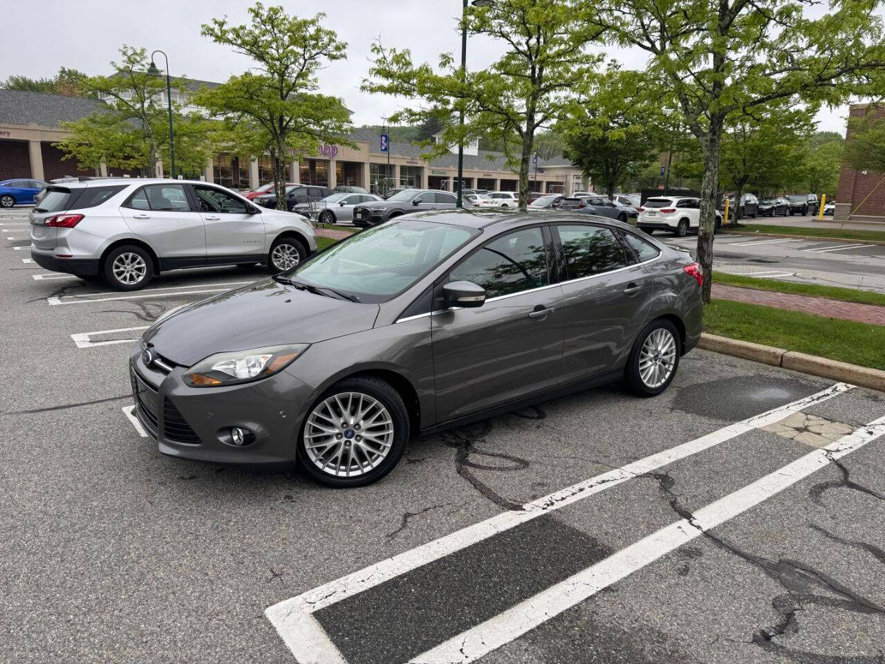2013 Ford Focus Titanium — Sedan — 75,400 mi — Ayer, MA