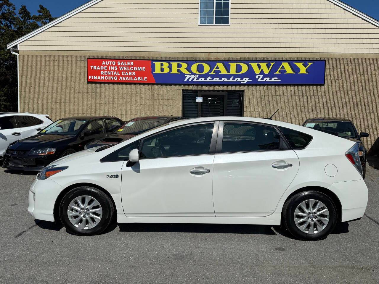 2015 Toyota Prius Advanced — Hatchback — 122,501 mi — Ayer, MA