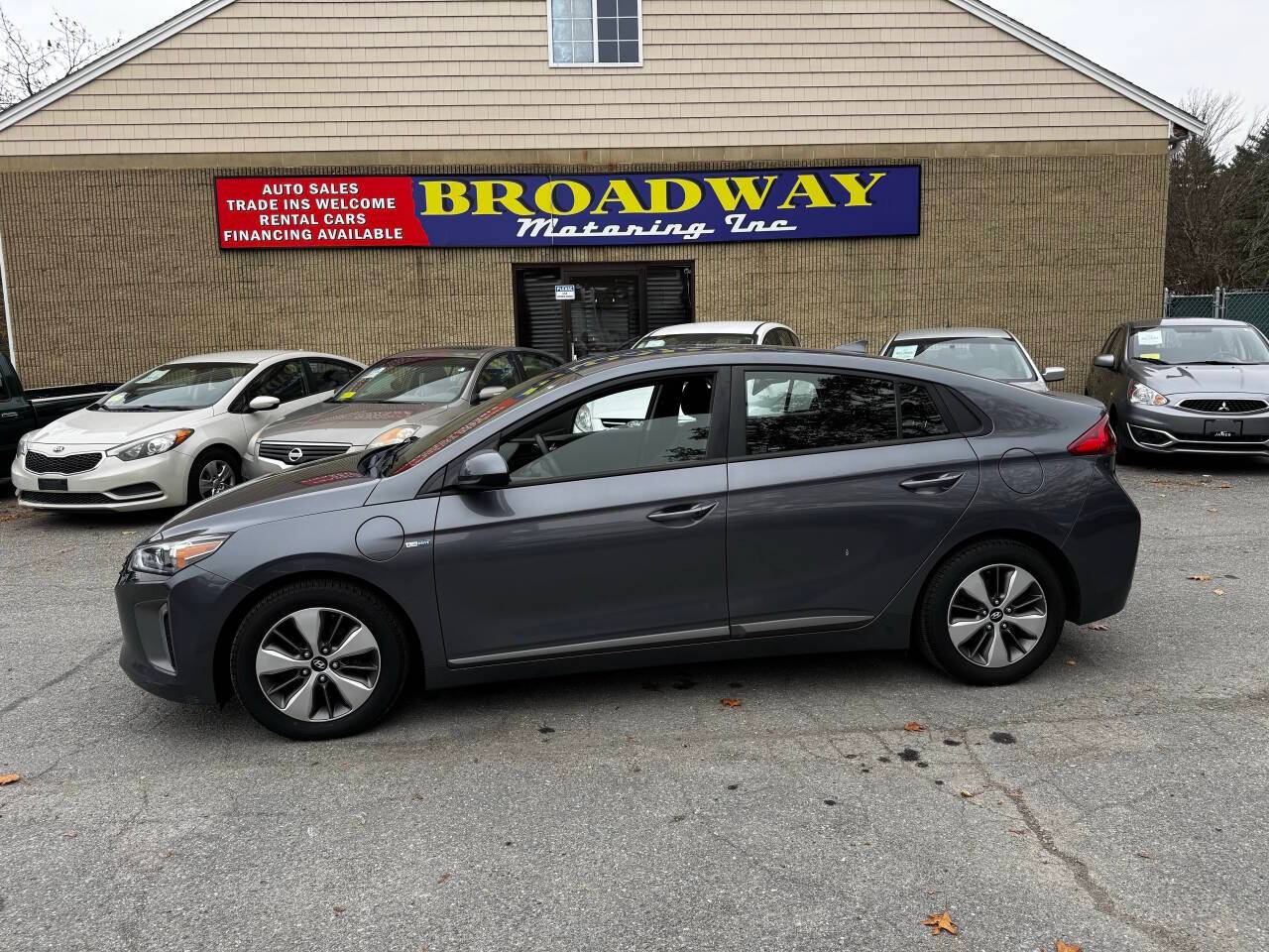 2019 Hyundai Ioniq Plug-In Hybrid Base — Hatchback — 98,528 mi — Ayer, MA