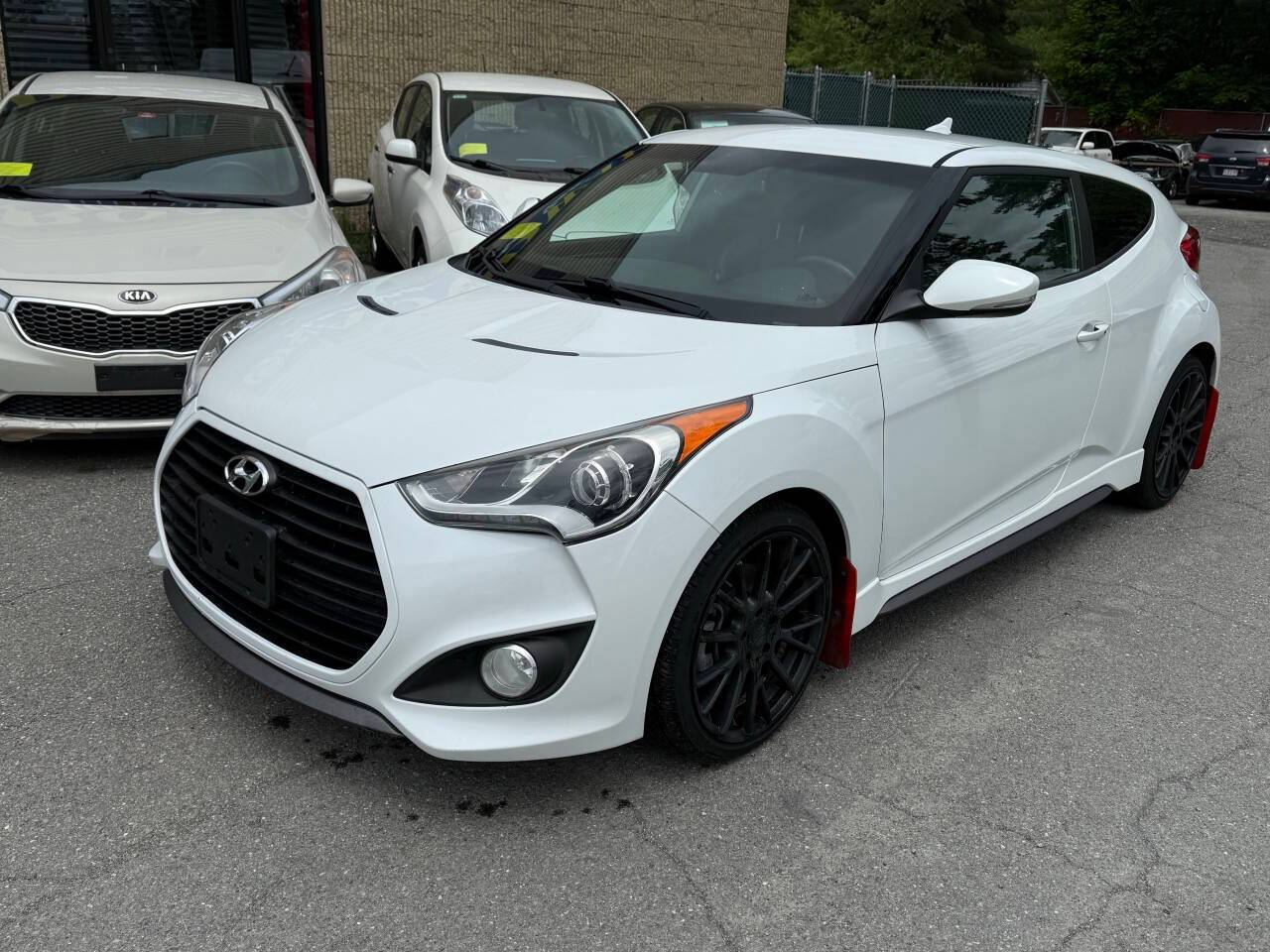 2015 Hyundai Veloster Turbo — Hatchback — 145,392 mi — Ayer, MA