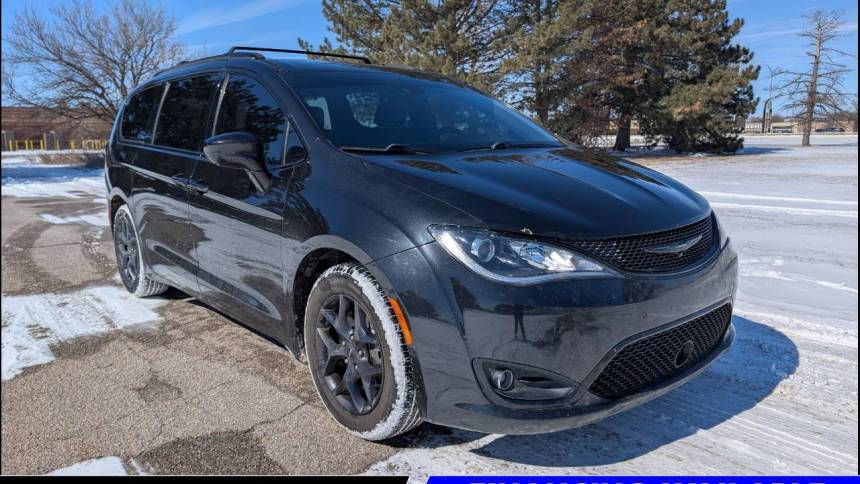 2018 Chrysler Pacifica Touring L Plus — Minivan — 154,671 mi — Witchita, KS