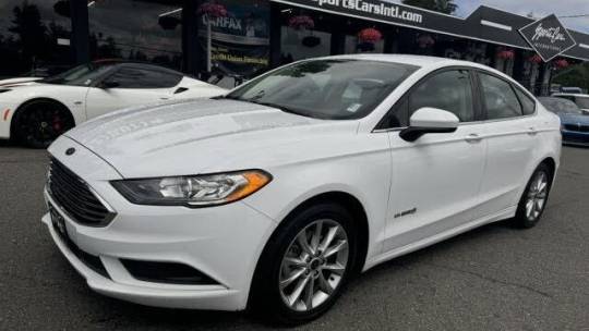 2017 Ford Fusion Hybrid SE — Sedan — 135,384 mi — Lynwood, WA