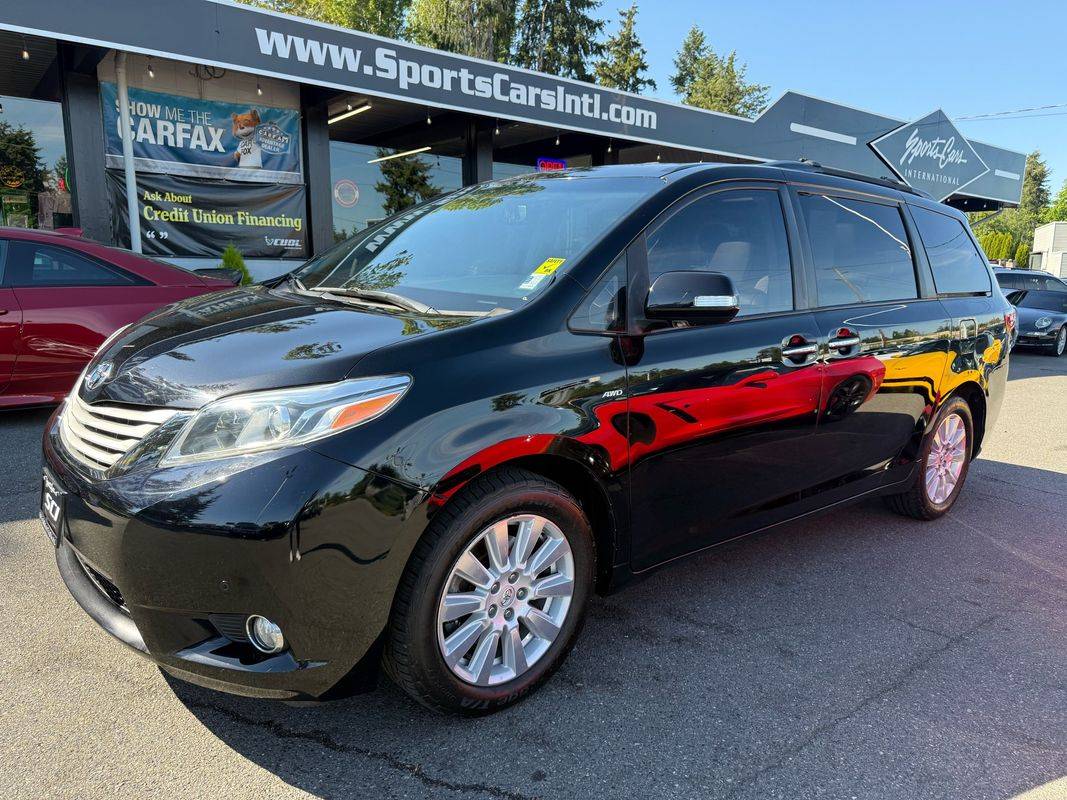 2017 Toyota Sienna XLE — Minivan — 46,202 mi — Lynwood, WA