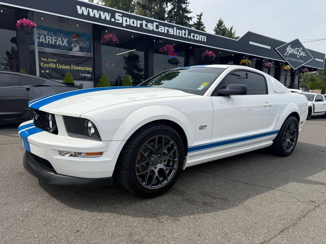 2006 Ford Mustang GT Deluxe — Coupe — 64,577 mi — Lynwood, WA