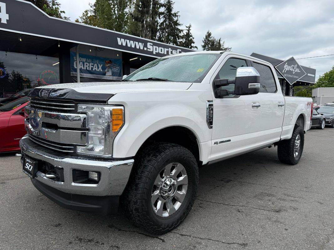 2017 Ford Super Duty F-350 Lariat — Pickup Truck — 113,452 mi — Lynwood, WA