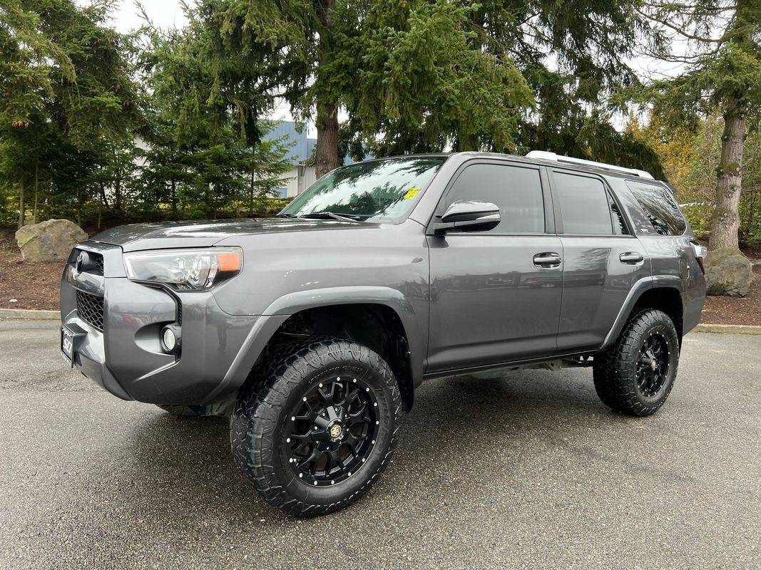 2018 Toyota 4Runner SR5 Premium — SUV — 74,478 mi — Lynwood, WA