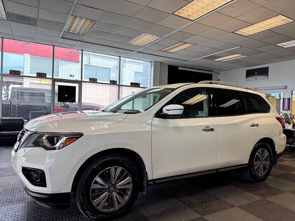 2018 Nissan Pathfinder SV — SUV — 98,000 mi — Gilroy, CA
