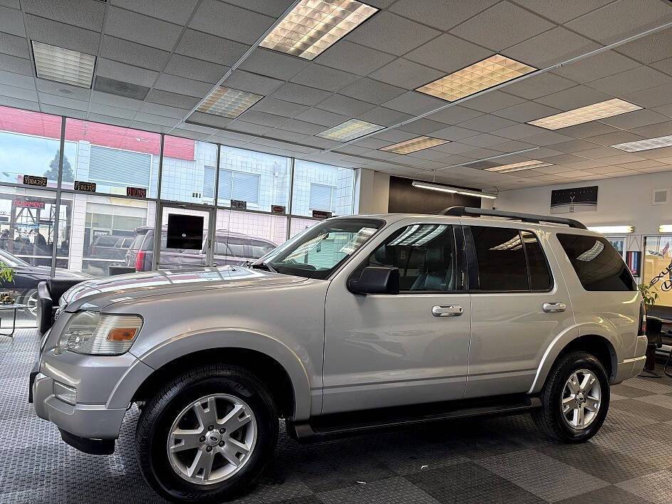 2009 Ford Explorer XLT — SUV — 130,000 mi — Gilroy, CA