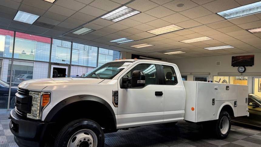 2017 Ford Super Duty F-550 Chassis Cab XLT — Chassis Cab Truck — 61,000 mi — Gilroy, CA