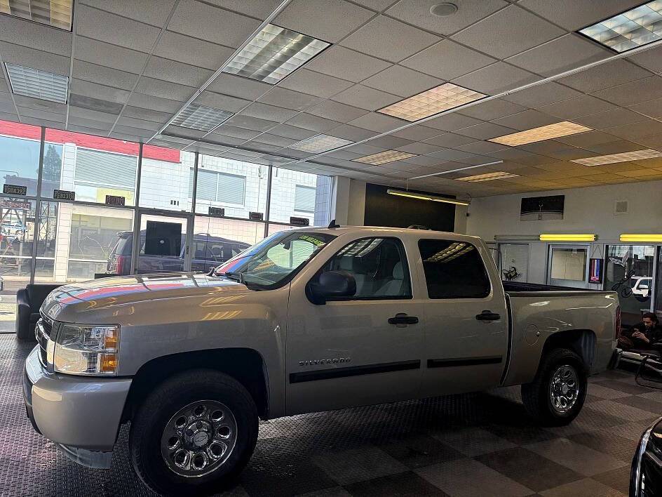 2007 Chevrolet Silverado 1500 WT — Pickup Truck — 88,000 mi — Gilroy, CA