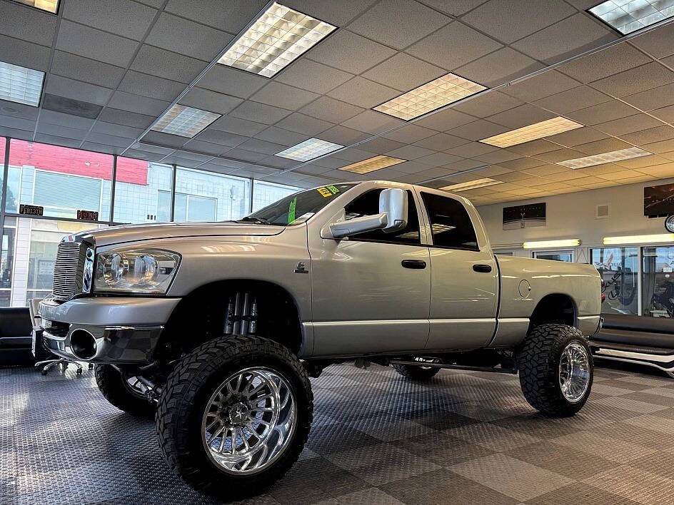 2009 Dodge Ram 2500 SLT — Pickup Truck — 147,000 mi — Gilroy, CA