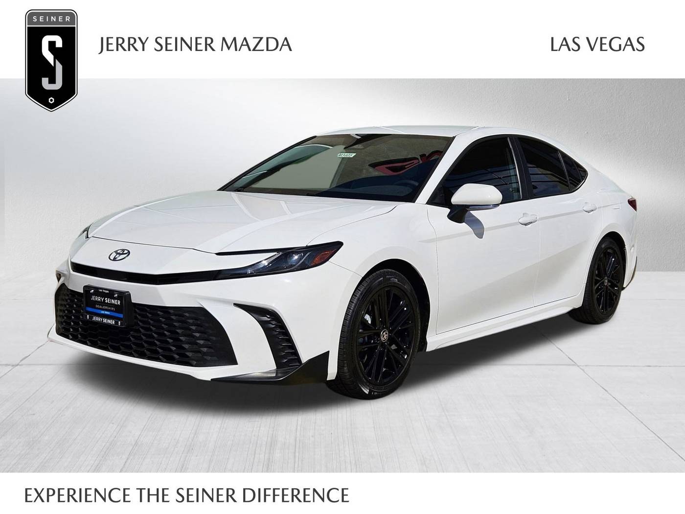 2025 Toyota Camry Hybrid SE — Sedan — 30,118 mi — Las Vegas, NV