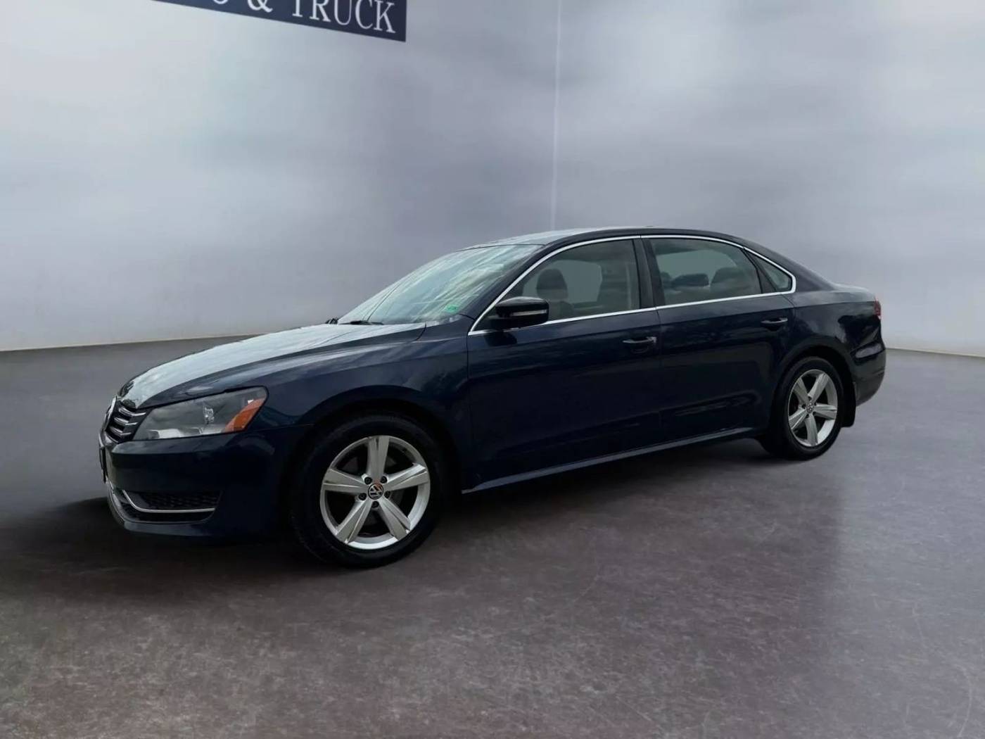 2013 Volkswagen Passat SE — Sedan — 137,811 mi — Norfolk, VA
