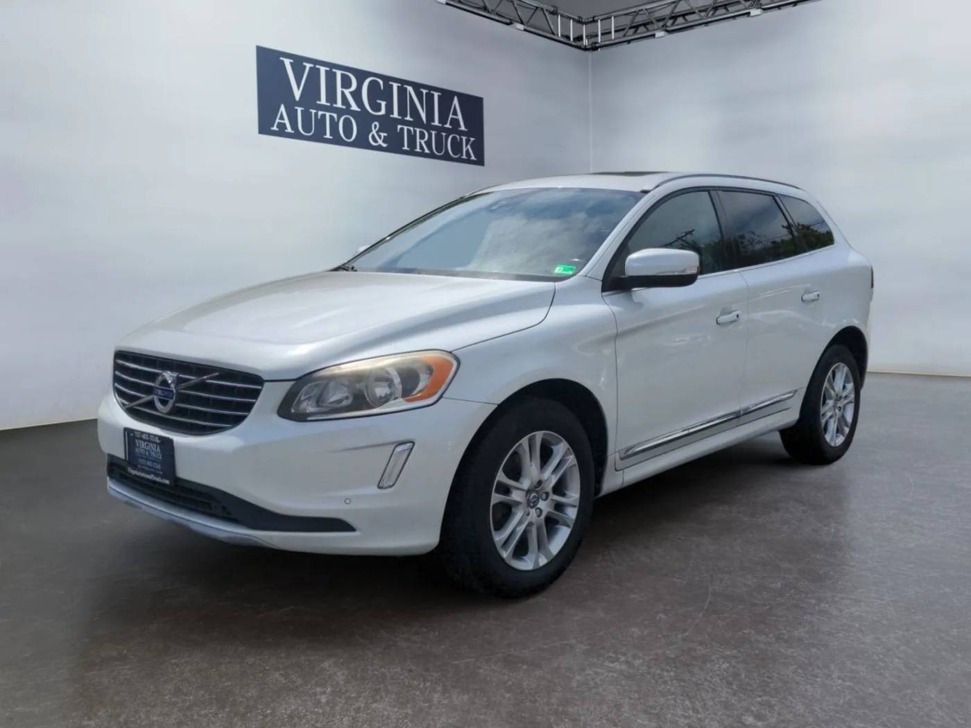 2016 Volvo XC60 T5 Premier — SUV — 110,689 mi — Norfolk, VA