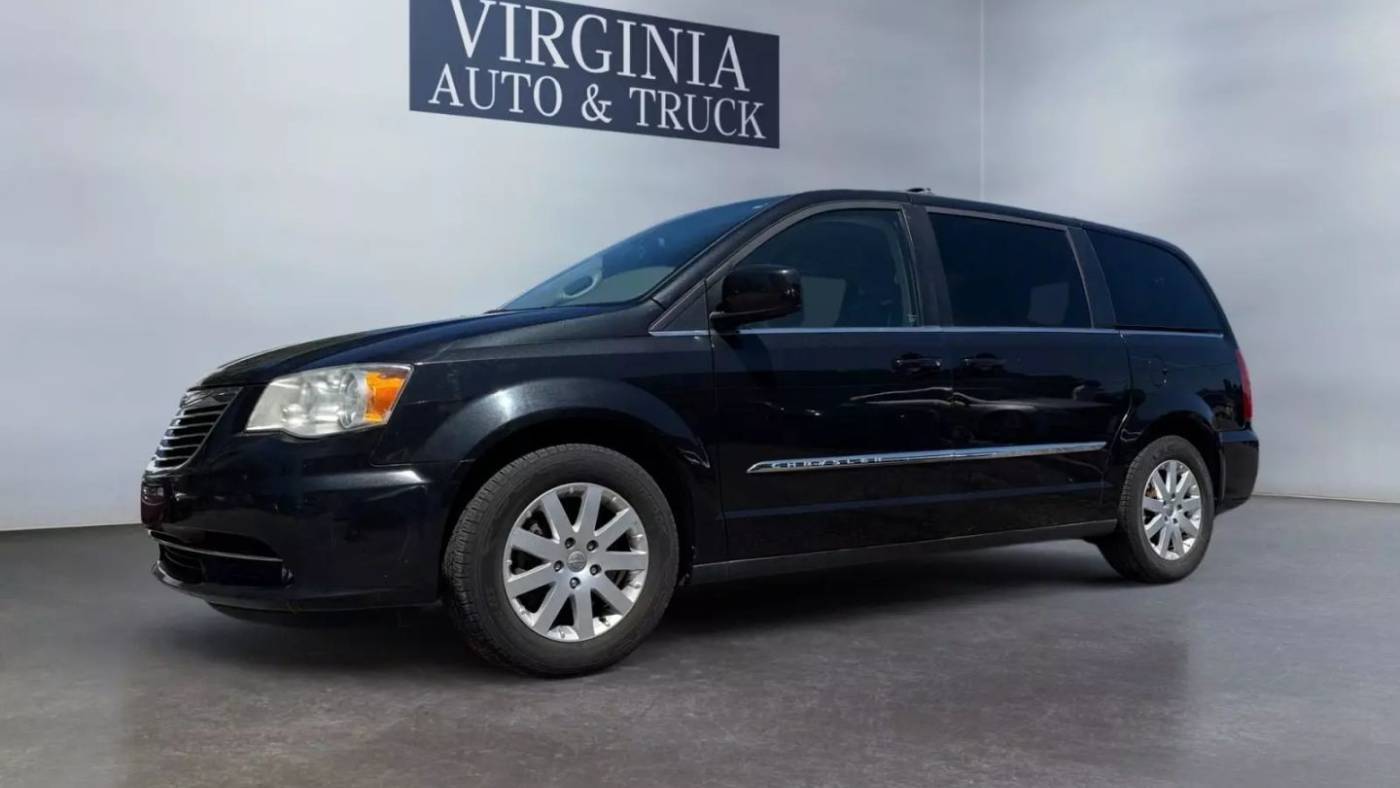 2014 Chrysler Town and Country Touring