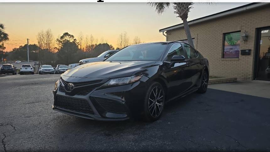 2021 Toyota Camry SE — Sedan — 80,699 mi — Columbia, SC